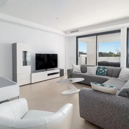 Villa Modern Walking Distance From The *